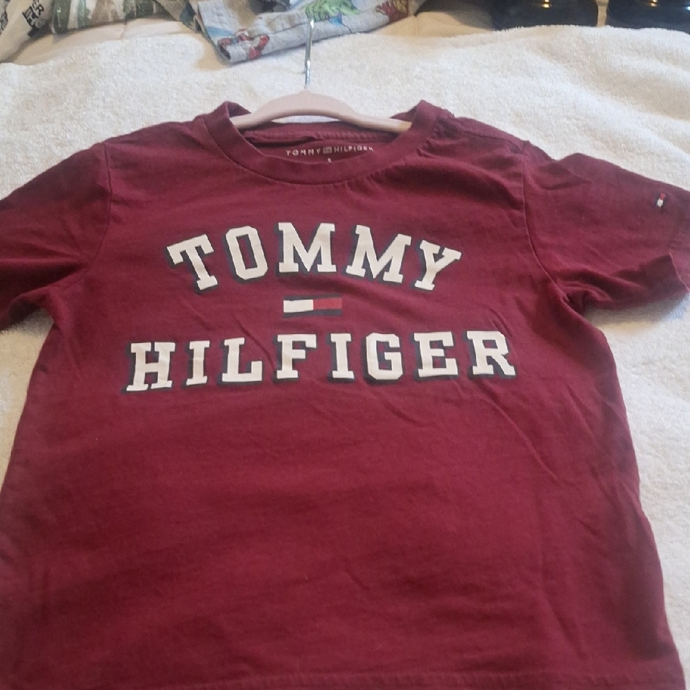 Tommy Hilfiger Kids Maroon T-Shirt